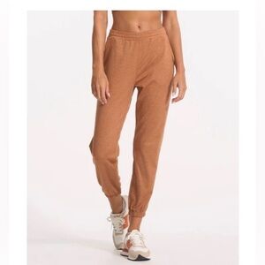 VUORI boyfriend jogger